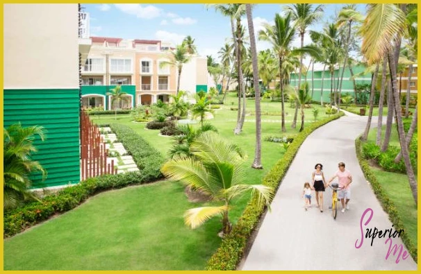 Grand Palladium Palace Resort & Spa